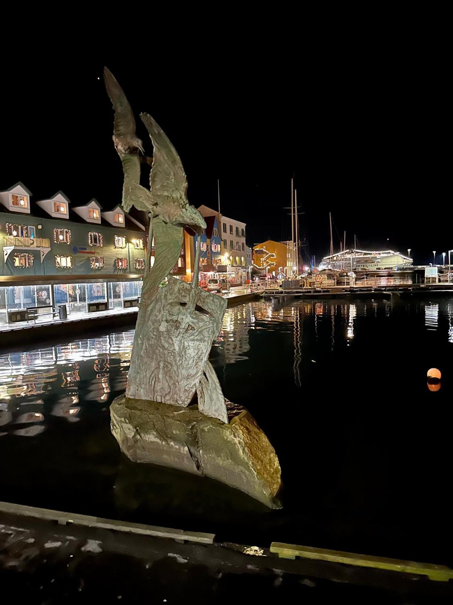 Apartamento Luxury New Cozy And Quietly 95M2 Tórshavn Exterior foto