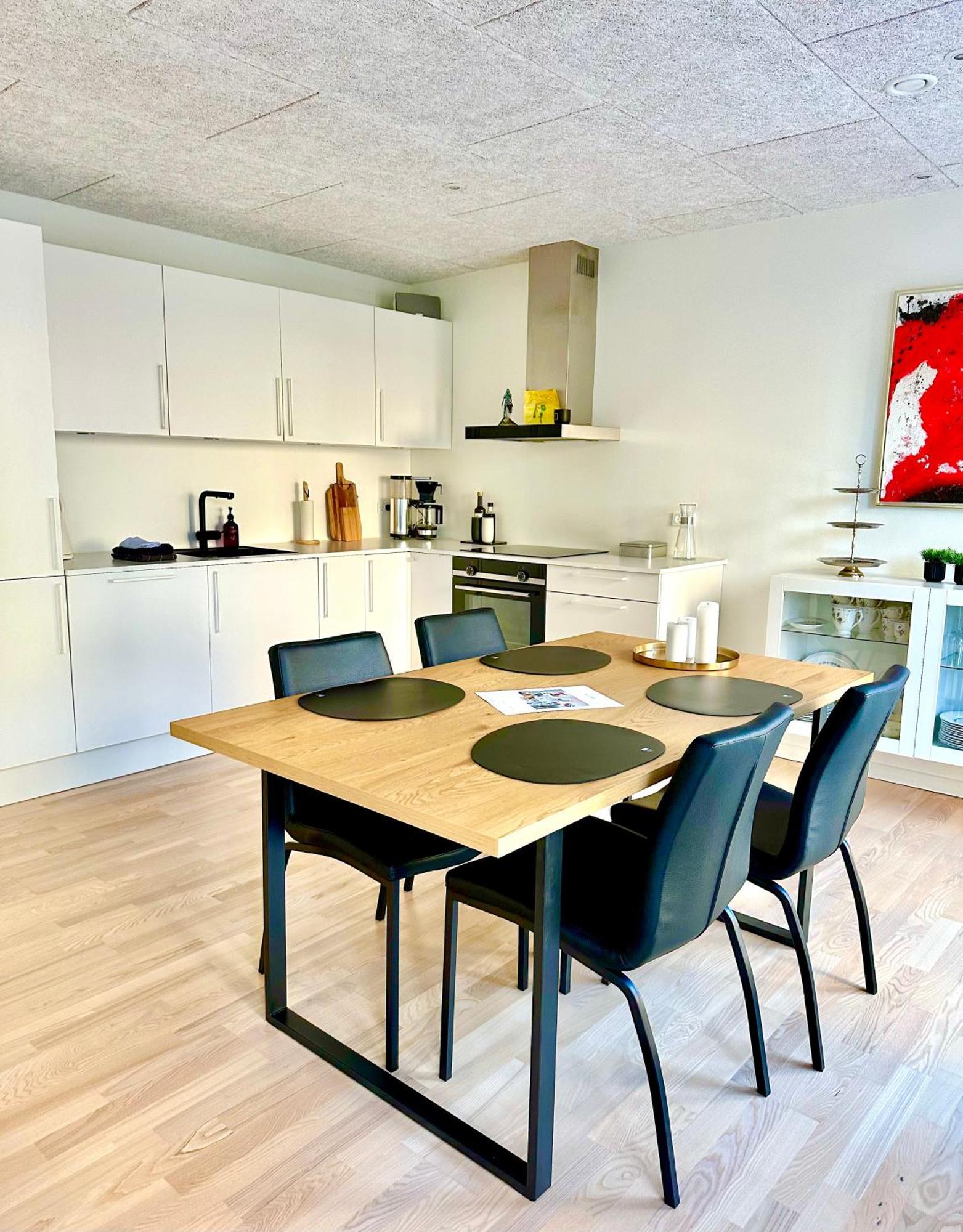 Apartamento Luxury New Cozy And Quietly 95M2 Tórshavn Exterior foto